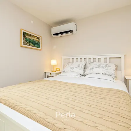 度假居 Casa Lyra With Heated Pool In Novigrad 800m From The