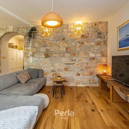度假居 Casa Lyra With Heated Pool In Novigrad 800m From The Novigrad Istria